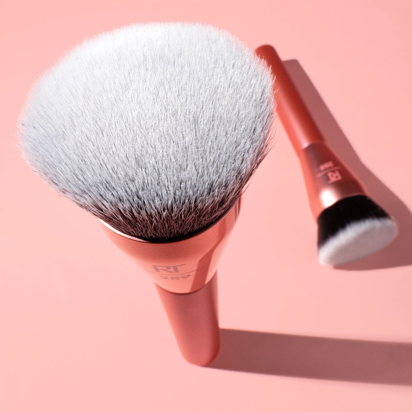 Real Techniques- Snatch + Sculpt Contour Brush