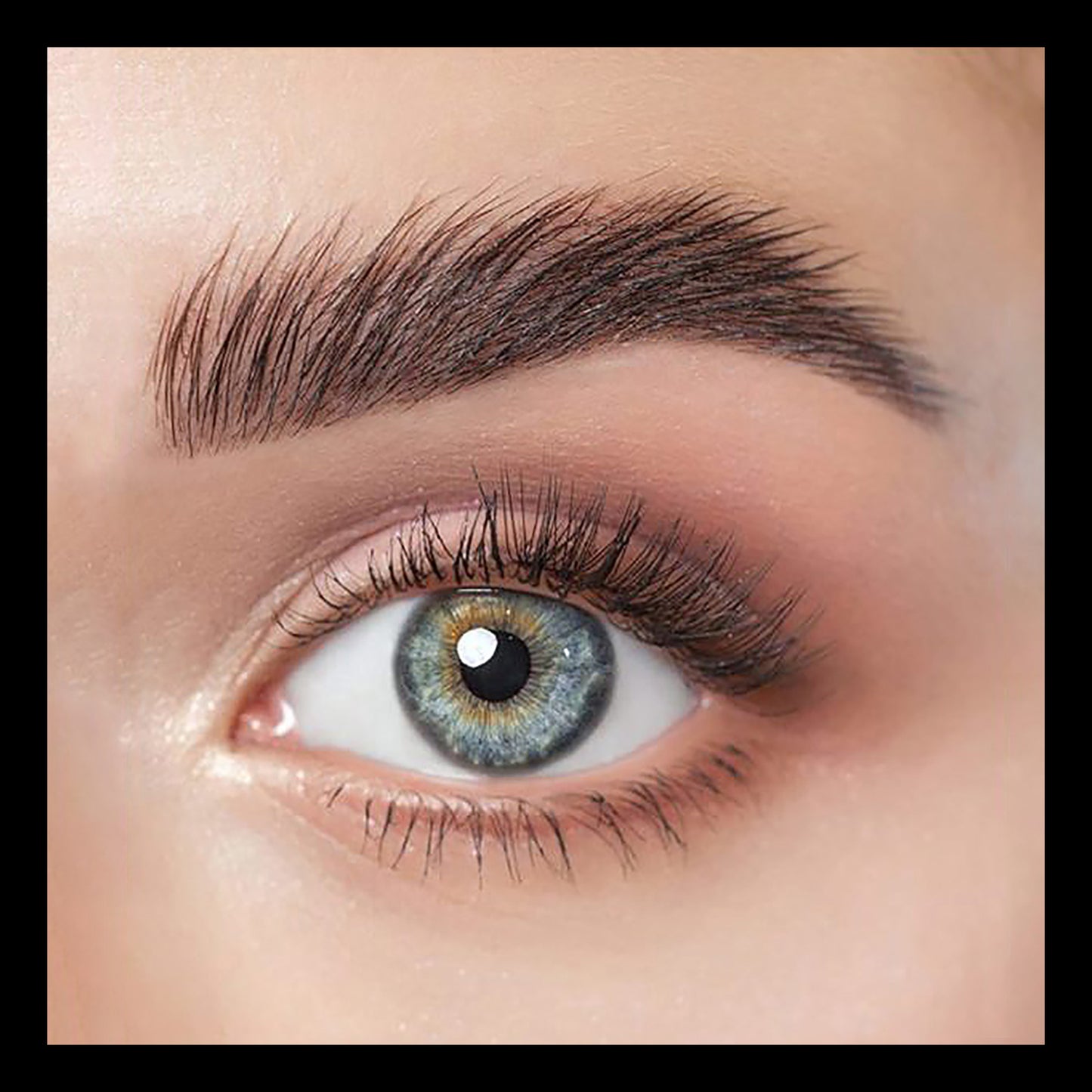 Browgame- Cera para levantamiento de cejas instantáneo