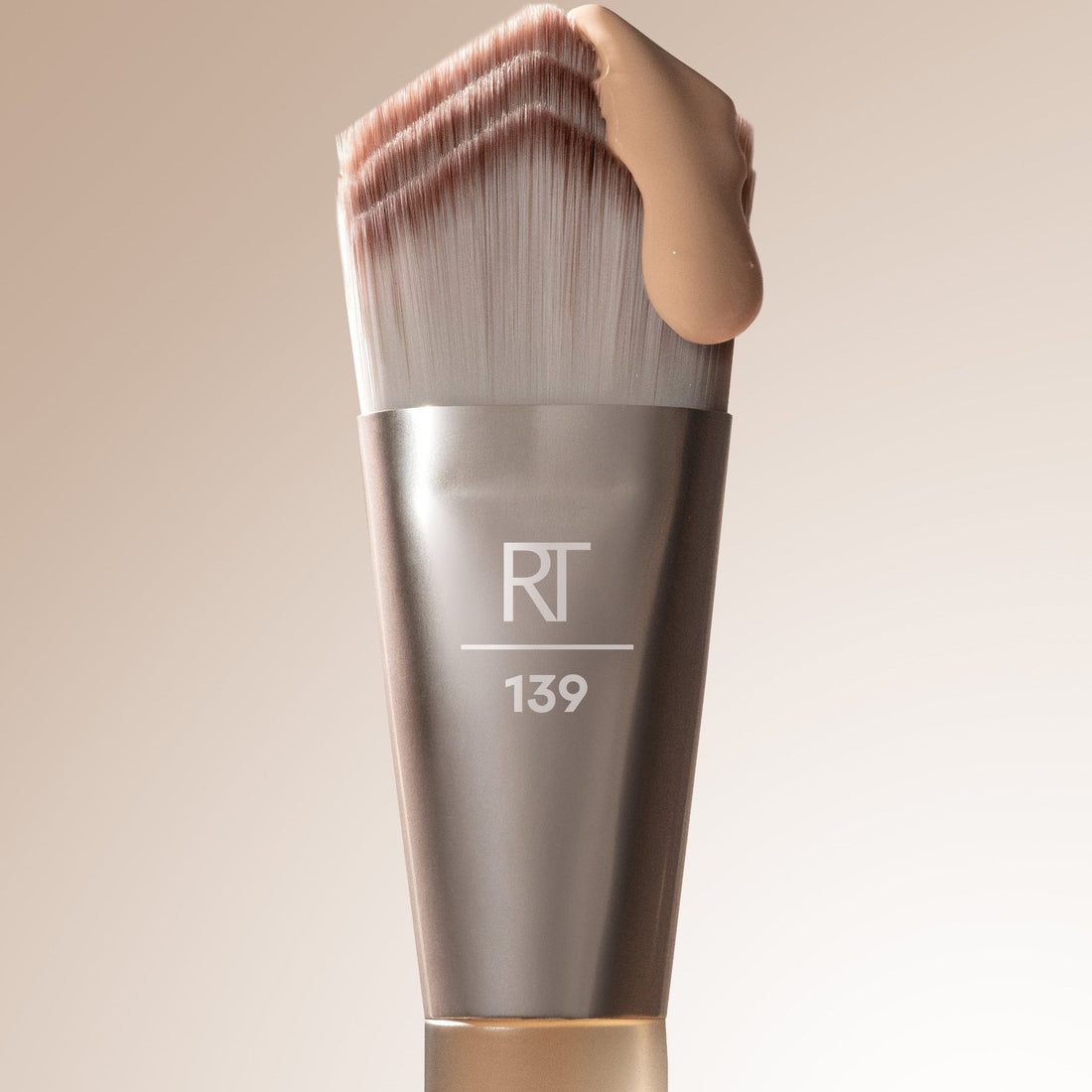 Soft synthetic bristles Real Techniques Prism Pro brush for smooth foundation blending