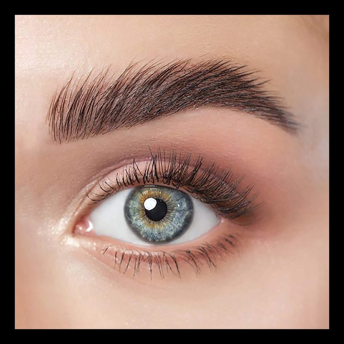 Browgame - Cera para levantamiento de cejas instantáneo - OSUNCera para cejasBROWGAME