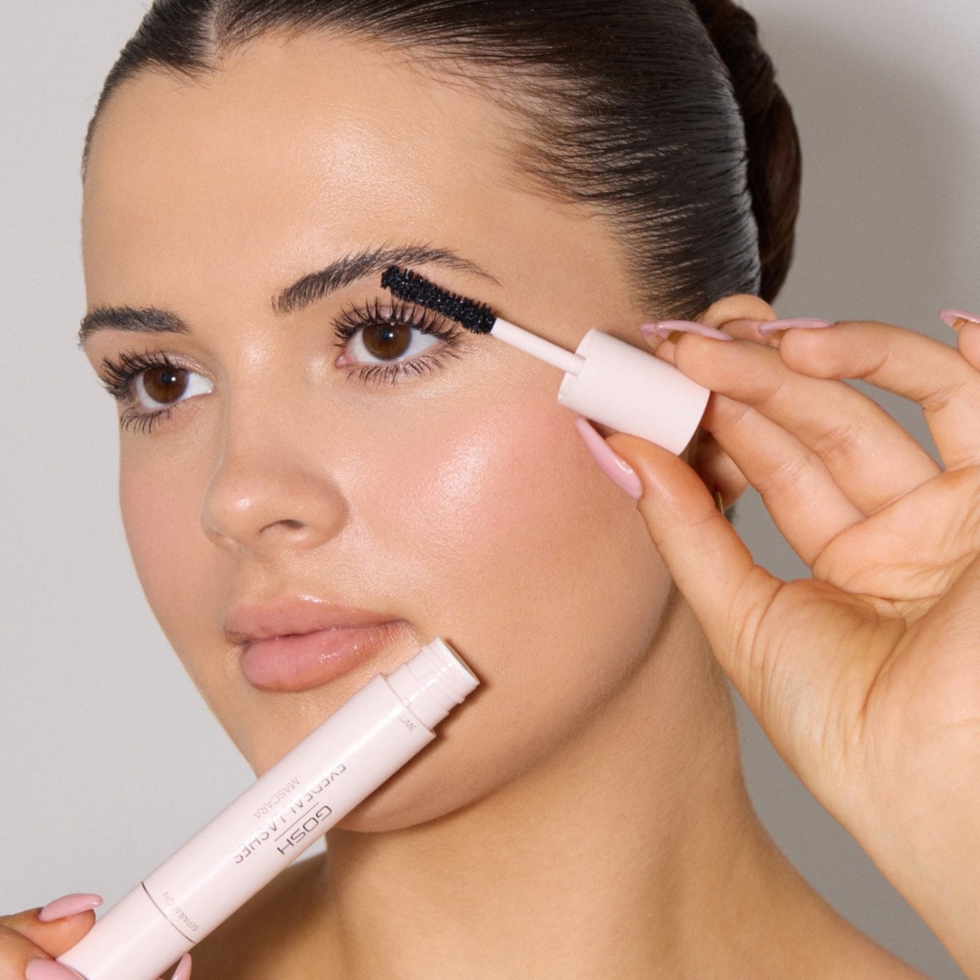 Gosh- Máscara de pestañas EYEDEAL Lashes - OSUNMáscara de PestañasGOSH