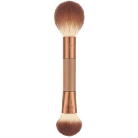 Real Techniques - Limited Edition Cherry On Top It's All Blush Brush - OSUNBrochas de MaquillajeREAL TECHNIQUES